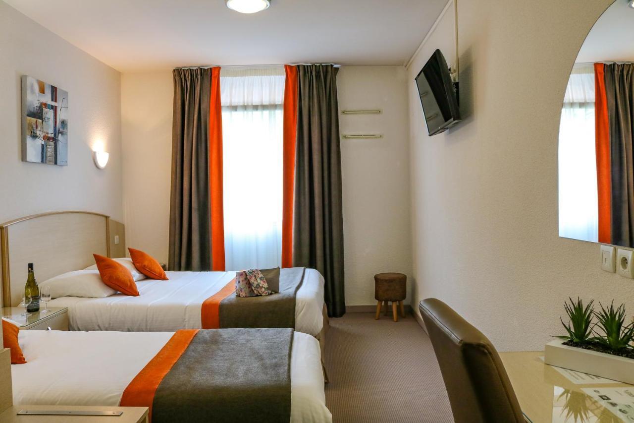 Hotel Le Kolibri Tournus Bagian luar foto